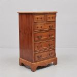 1219 1479 CHEST OF DRAWERS